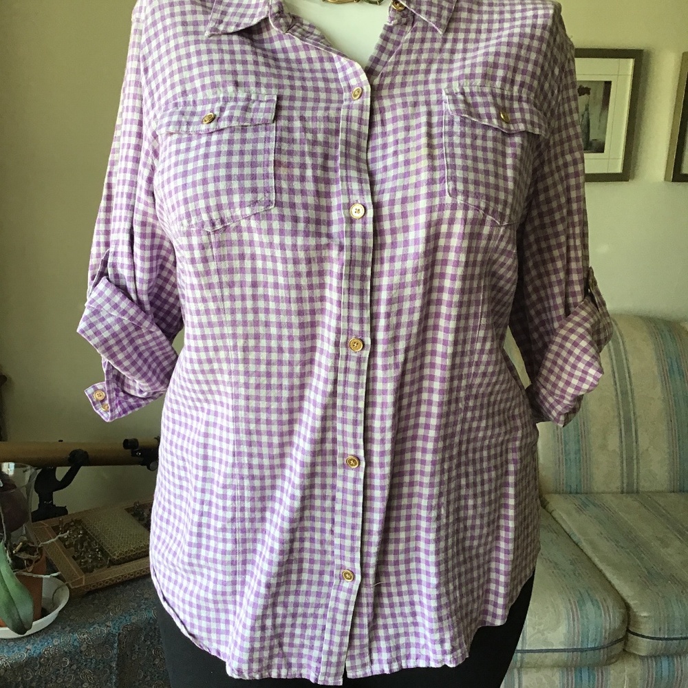 Liz Claiborne Lavender Gingham Button-Up Top